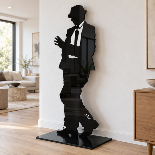 La statue emprise de Jibé de 3/4 vue dans un appartement 