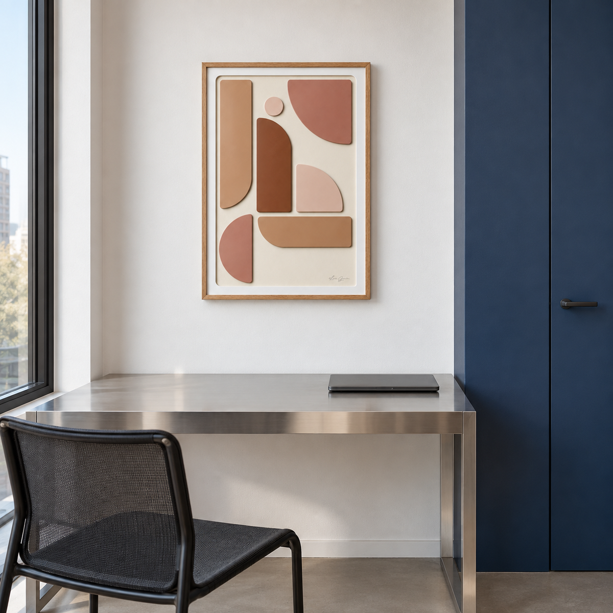 Tender ballerina œuvre de Lucifer garnier en métal colle laqué beige marron dans un intérieur moderne vue de face 